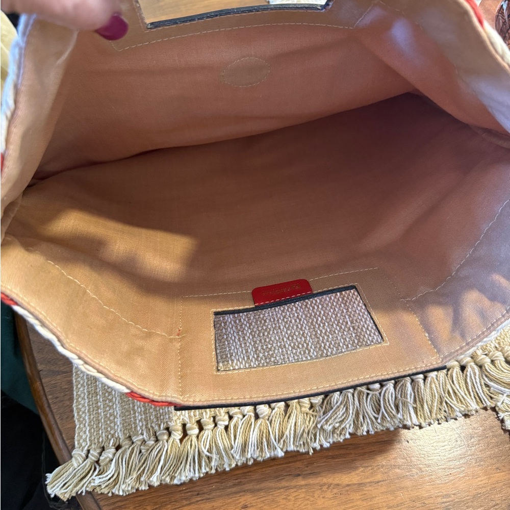 Fendi Red and Cream Woven Vintage Tote - Picture 4 of 8